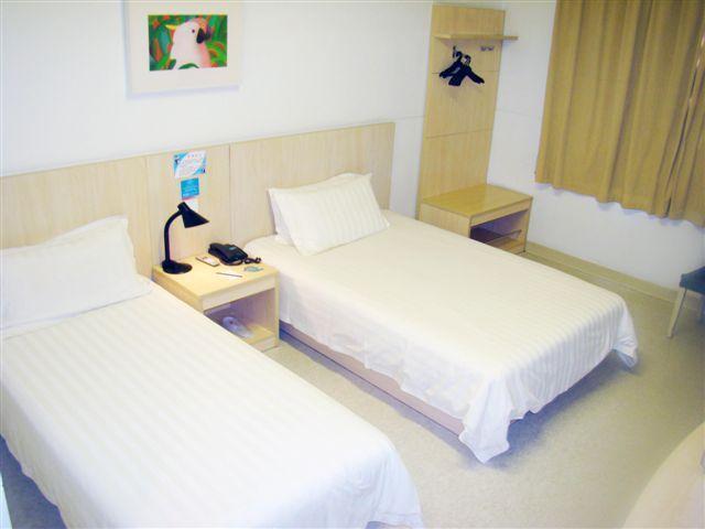 Jinjiang Inn Shijiazhuang Ping'An Street Екстер'єр фото
