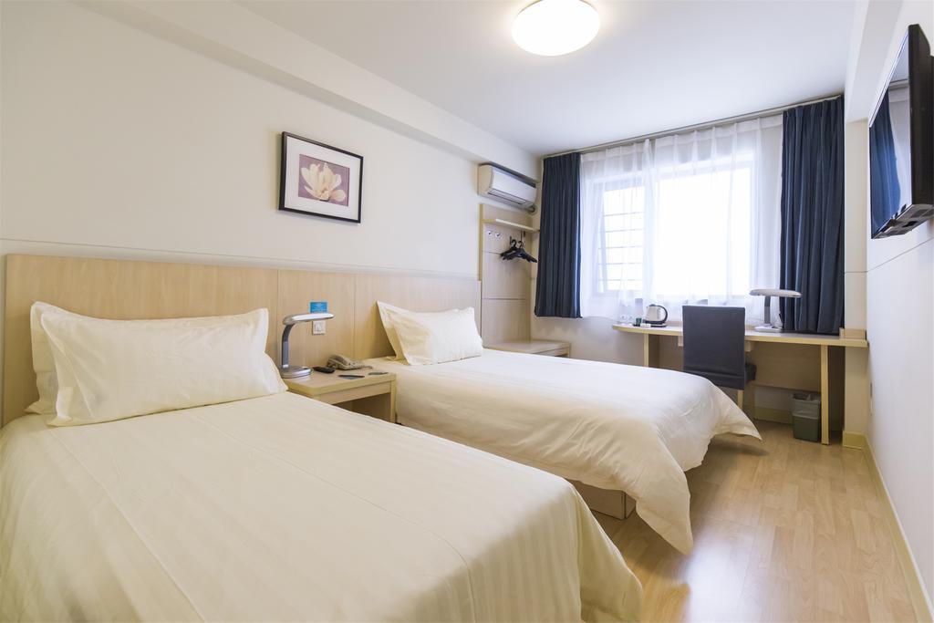 Jinjiang Inn Shijiazhuang Ping'An Street Екстер'єр фото