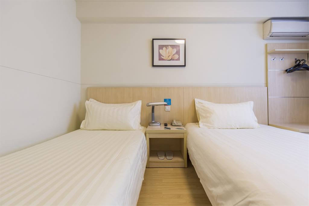 Jinjiang Inn Shijiazhuang Ping'An Street Екстер'єр фото